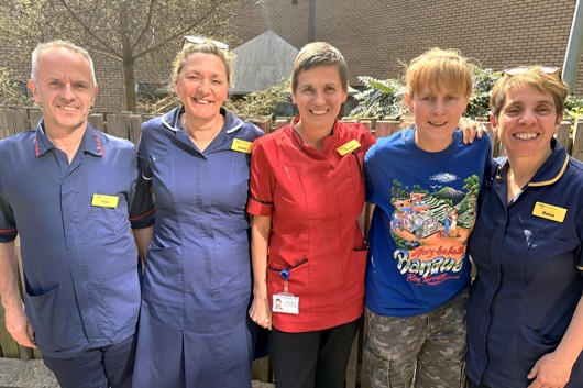 Dana Di.Iulio, Jackie Robinson, Toni Salamon and Nadine Geary with Chief Nurse Toni Lynch